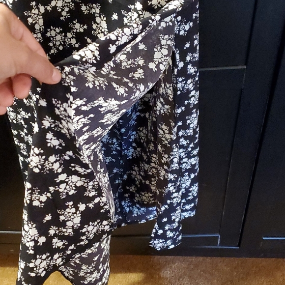 Floral tie back spaghetti strap summer dress - Picture 5 of 10